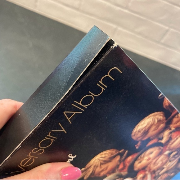 VINTAGE HUMMEL GOLDEN ANNIVERSARY HARDBACK BOOK - Picture 11 of 16